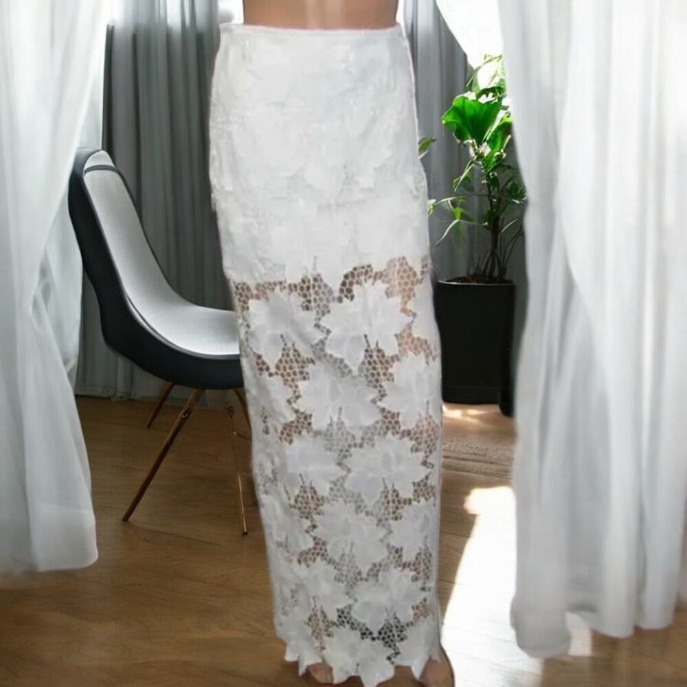 NWT Rumer Tropez White Lace Bridal Beach Wedding Maxi Skirt Size Medium - Picture 4 of 7
